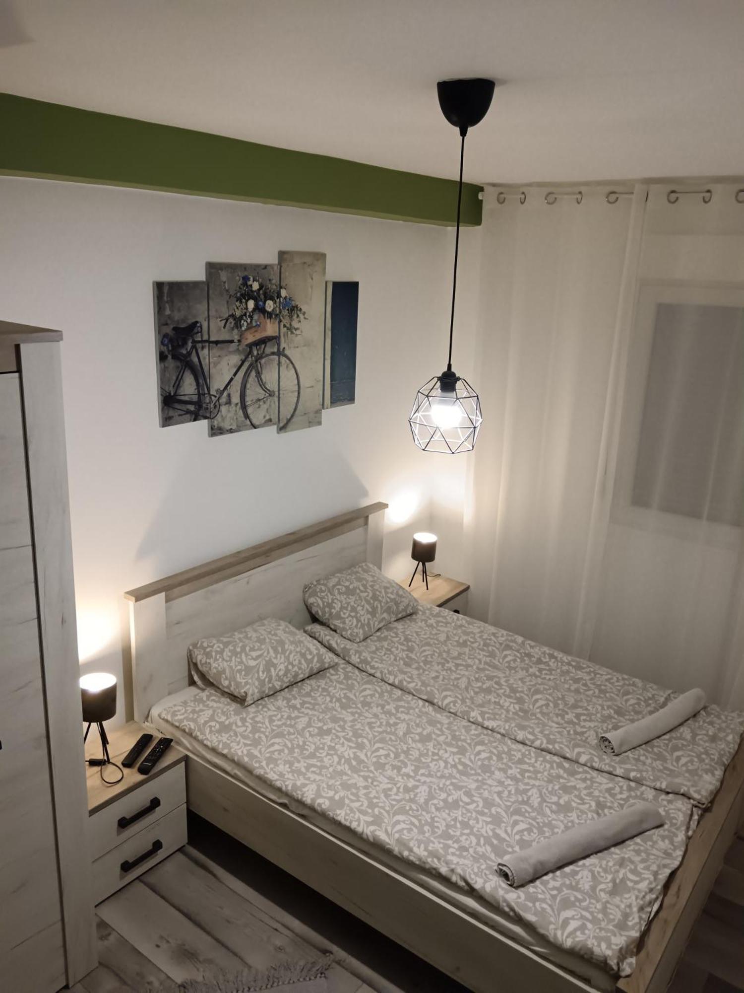 Apartman Petres Сомбор Екстериор снимка