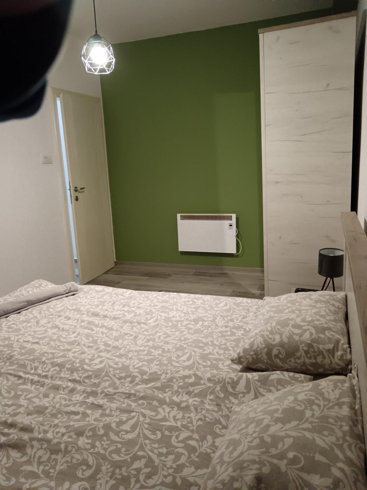 Apartman Petres Сомбор Екстериор снимка